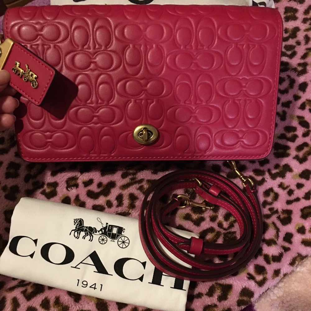 🆕COACH Dinky leather convertible bag